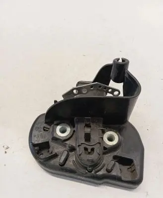 Volkswagen Caddy Sliding door lock 7H0843604