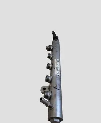 Nissan Qashqai+2 Fuel main line pipe 8201044829 1313400432 175216420R