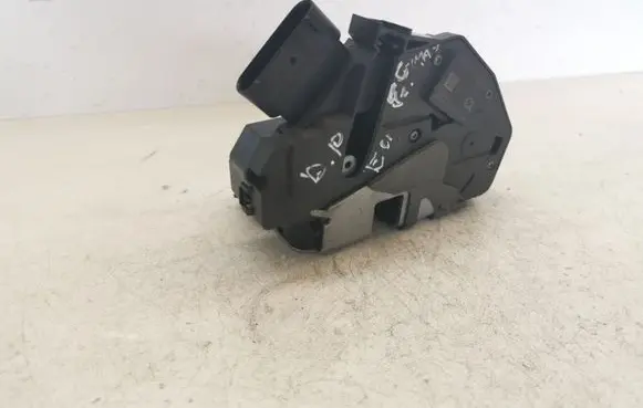 Ford Grand C-MAX Front door lock AM5AU21812BB
