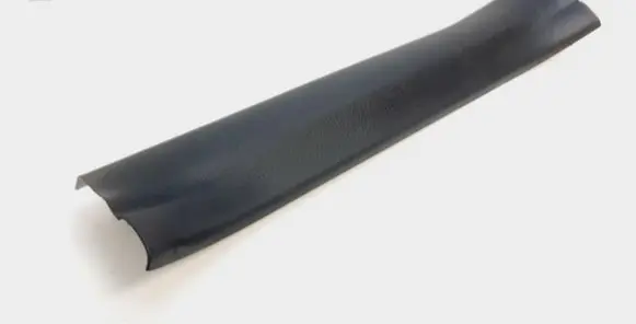 Toyota RAV 4 (XA40) Rear sill trim cover 679180R030