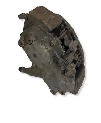 Mercedes-Benz E W211 Front brake caliper 20704704
