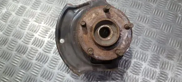 Nissan Almera Tino Front wheel hub 40014bu040