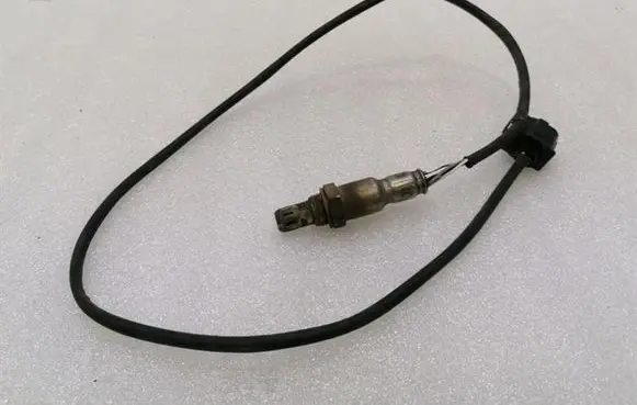Mercedes-Benz G W461 W463 1st Gen Lambda probe sensor A0065422318