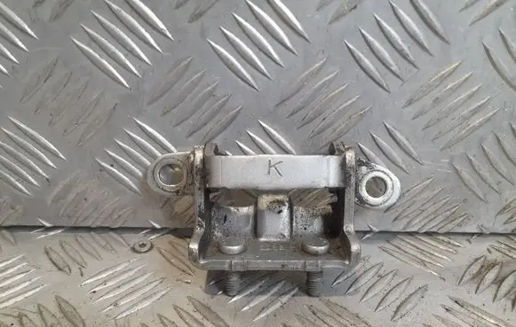 Nissan Qashqai Tailgate/trunk/boot hinge