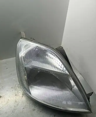 Ford Fiesta Headlight/headlamp 2s6x13w029ce