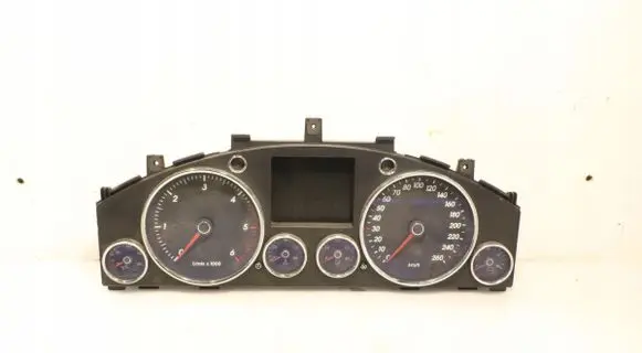 Volkswagen Touareg I Clock 7L6920881S