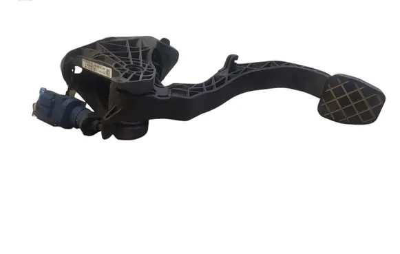Volkswagen Polo V 6R Clutch pedal 6R1721059AA 6R072117B