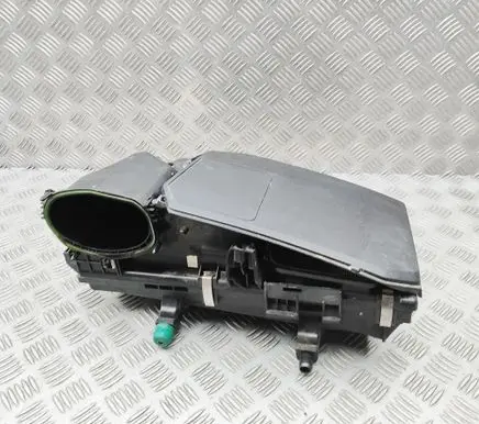 Mercedes-Benz CLS C257 Air filter box A6540907900