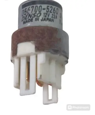 Subaru Forester SF Fuel pump relay 0567005260