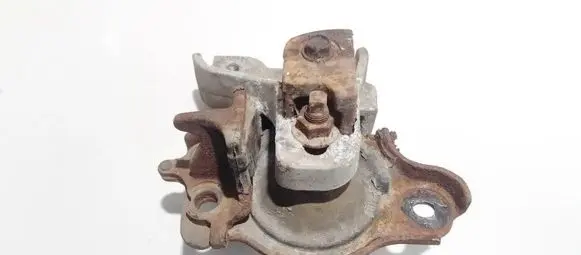Honda Jazz Engine mount bracket