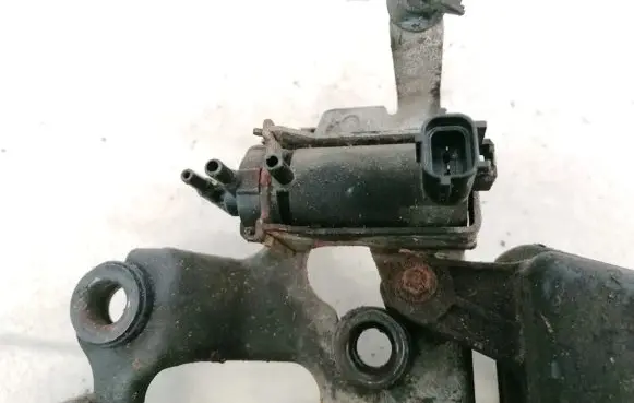 Ford Mondeo Mk III Turbo solenoid valve