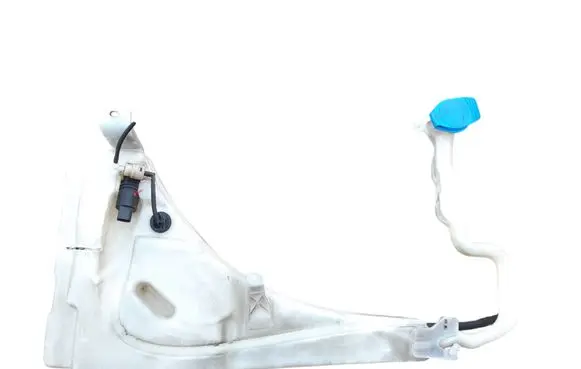 Volkswagen Touareg I Windshield washer fluid reservoir/tank 7L0955453D