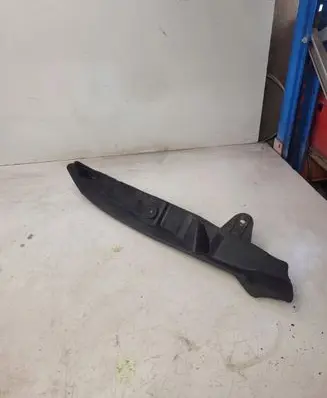 Audi A3 S3 8P Fender foam support/seal 8P0821111B