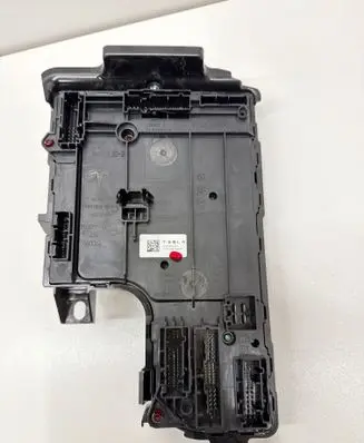 Tesla Model Y Central body control module 165764812A SFXT24267AL6594