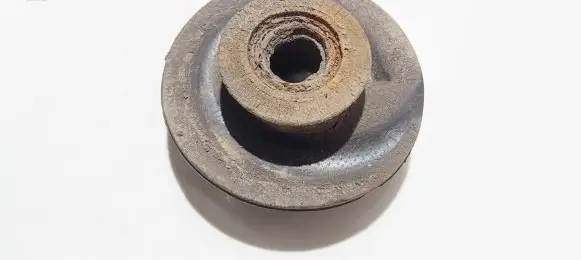 Nissan X-Trail T31 Front coil spring rubber mount 55034en101