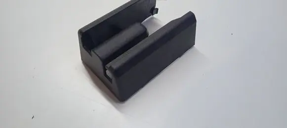 Land Rover Discovery 5 Front passenger seat rail trim HY3266410ABW
