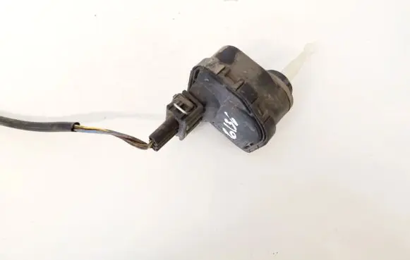 Audi A4 S4 B5 8D Headlight level adjustment motor 4d0941295 0307852315