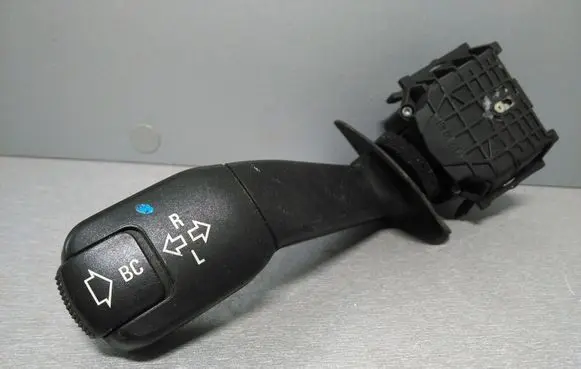 BMW 3 E46 Indicator stalk 8352172 01100410