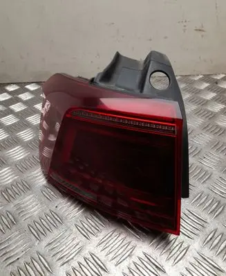 Volkswagen PASSAT B8 Rear/tail lights 3G9945207M