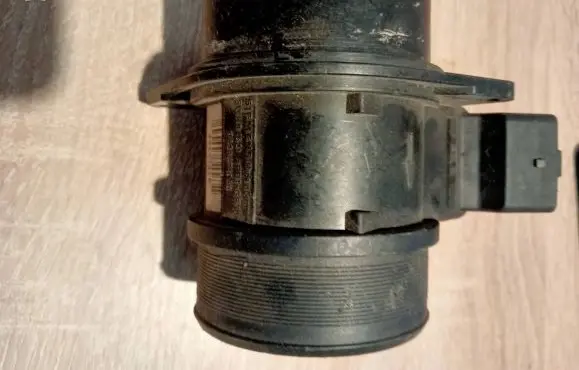 Peugeot Expert Mass air flow meter 9629471080