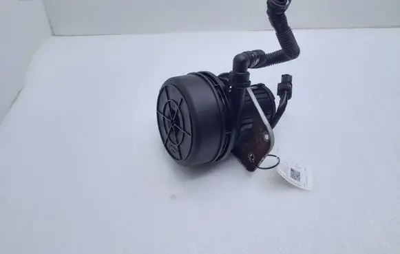 BMW Z4 E85 E86 Secondary air pump 7556804 72812417