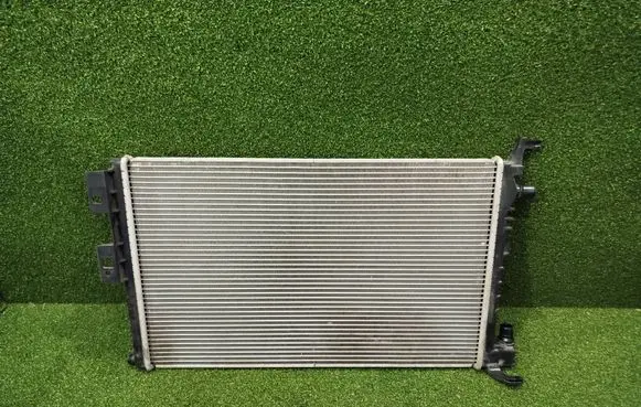 Coolant radiator