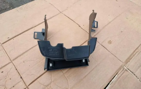 Opel Insignia B Steering wheel column trim 551186240
