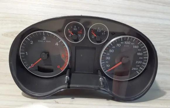 Audi A3 S3 8P Speedometer (instrument cluster) 8P0920900D