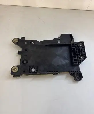 BMW 1 F40 Battery tray 9387574 0002310 P010013431