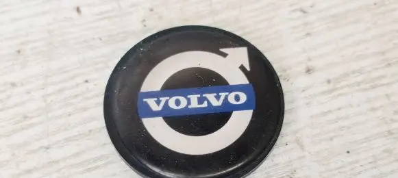 Volvo V70 Original wheel cap 6501