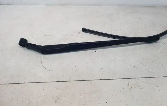 Toyota Avensis T270 Front wiper blade arm 3392125686
