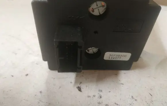 Volvo V50 Light switch 30739300 11W07T 19206