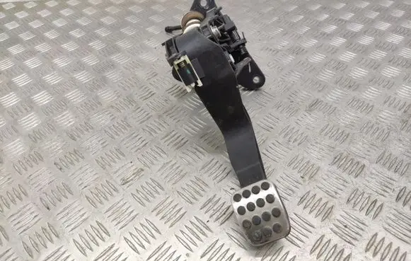 Clutch pedal