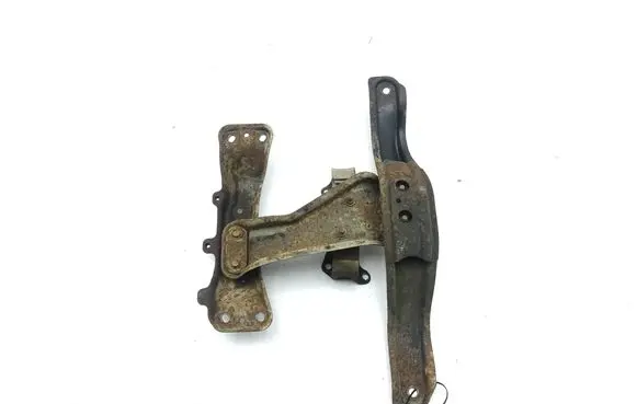 Subaru Legacy Gearbox mounting bracket 41022AA180 41022AC180