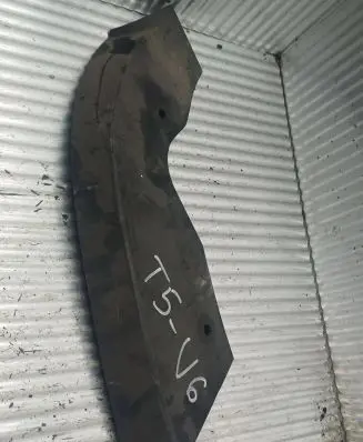 Under headlight/headlamp trim