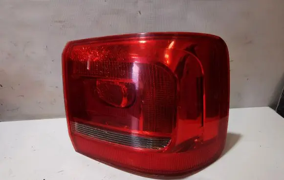 Volkswagen Touran II Rear/tail lights