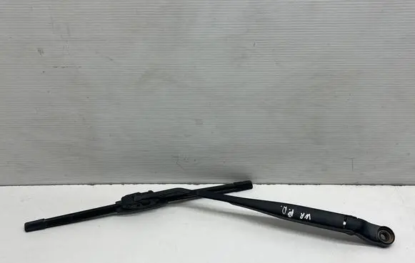 Jeep Wrangler Windshield/front glass wiper blade 68293014AB