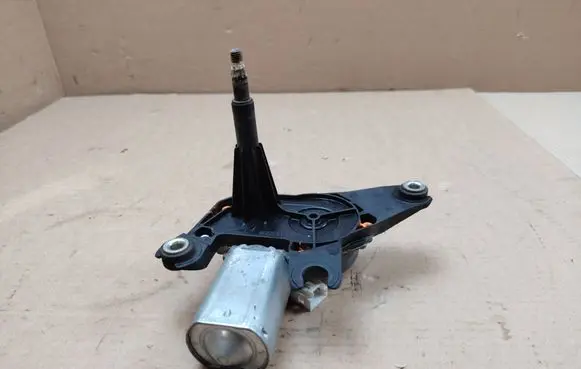 Dacia Sandero Rear window wiper motor 8200734582C