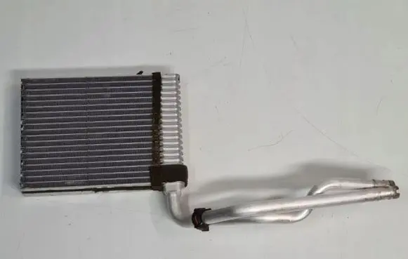 Ford C-MAX II Heater blower radiator VPAMFH18476-BA