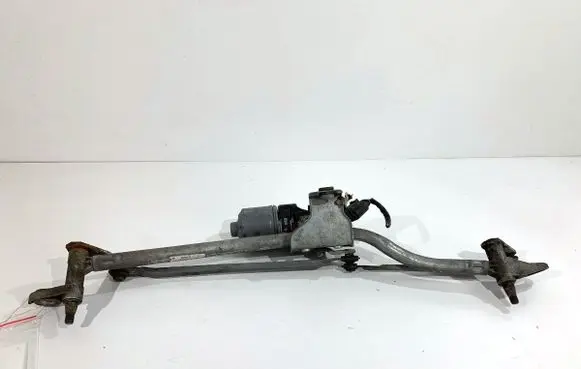 Audi A4 S4 B7 8E 8H Front wiper linkage and motor 8E1955023E