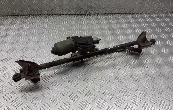 Mazda 6 Front wiper linkage and motor 159300-0641