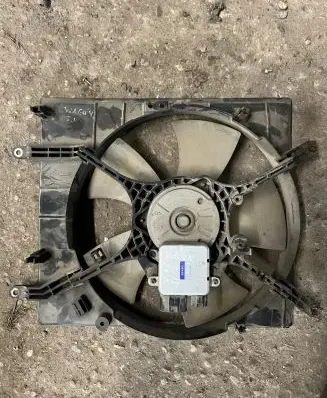 Mitsubishi Space Wagon Electric radiator cooling fan 4993003051