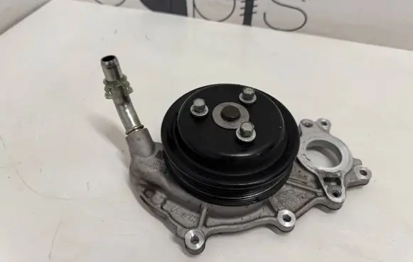 Ford Explorer VI Water pump L1ME8501BC ER3E8A528AA