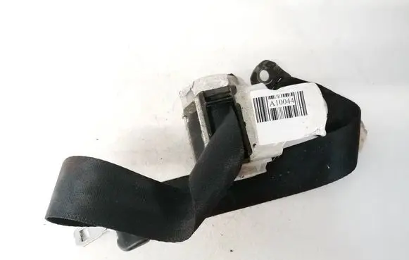 Toyota Auris 150 Rear seatbelt