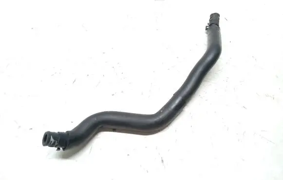 Mazda 3 III Engine coolant pipe/hose