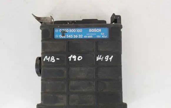 Mercedes-Benz 190 W201 Engine control unit/module 0280800100 0025453632