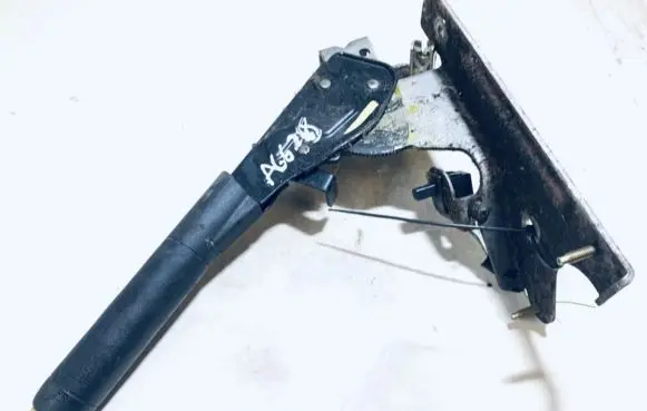 Handbrake/parking brake lever assembly