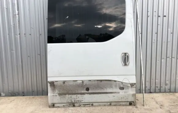 Rear door