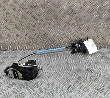 KIA Stonic Coupe door lock (next to the handle) 81310H8060