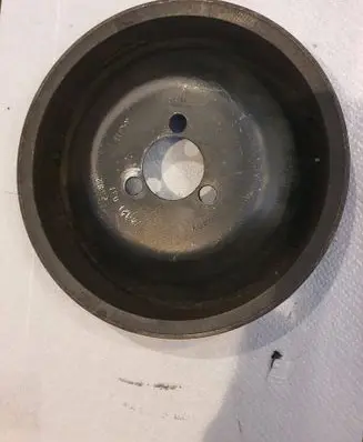 Volkswagen Transporter - Caravelle T4 Power steering pump pulley 074121031